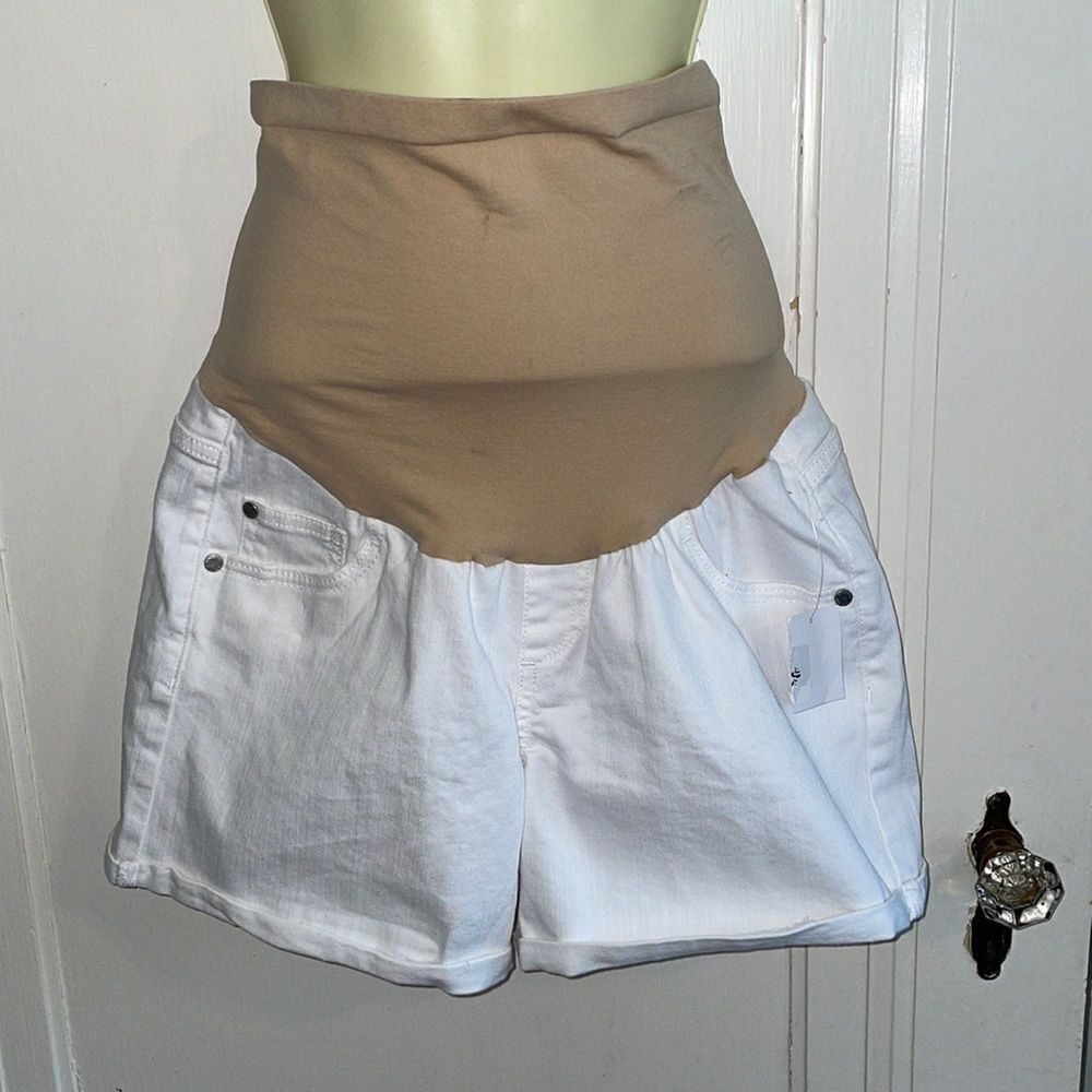 NWT Indigo Blue white denim shorts